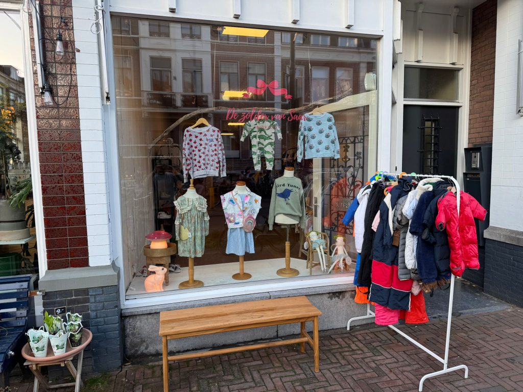 62f04949-155f-4ee7-89cc-ca2fd85a71e1